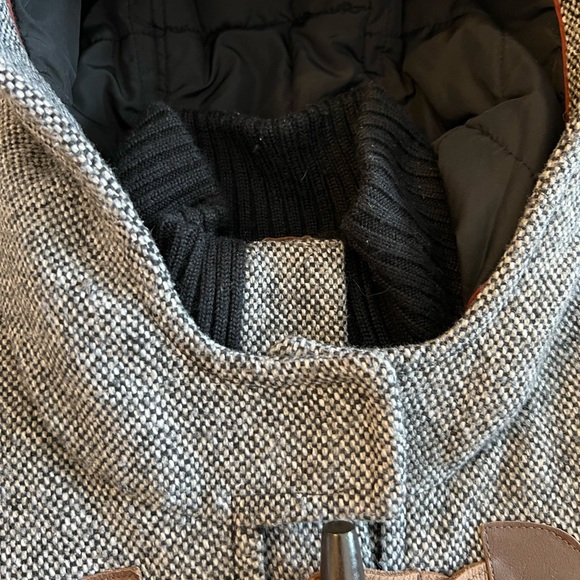 Roots Shelby Tweed Heather Gray Duffle Coat - Picture 5 of 9